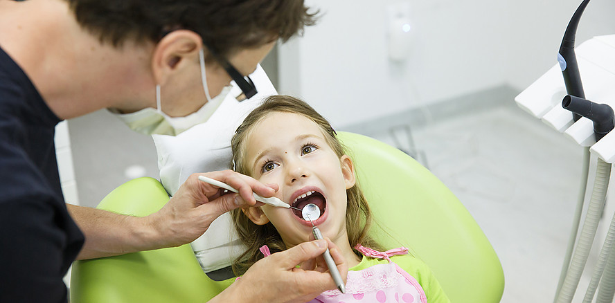 Milchzahnfüllungen – Welche Prioritäten setzen wir?