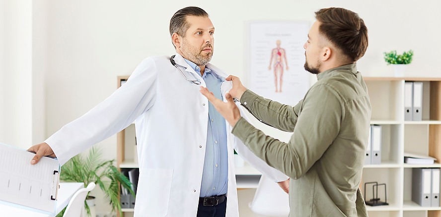 Tatort Praxis? So behalten Praxisteams die Kontrolle, wenn Patienten eskalieren