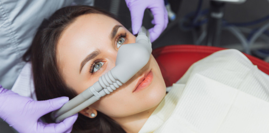 Oralchirurgische Behandlung und Sedierung in der Praxis