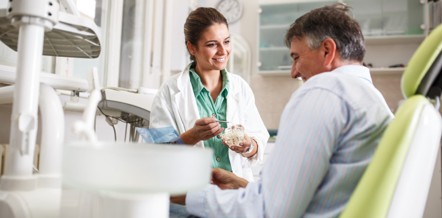 Teamwork als Basis nachhaltig guter Mundhygiene