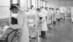 Jubiläum zmk Bern – 100 Jahre Zahnmedizin