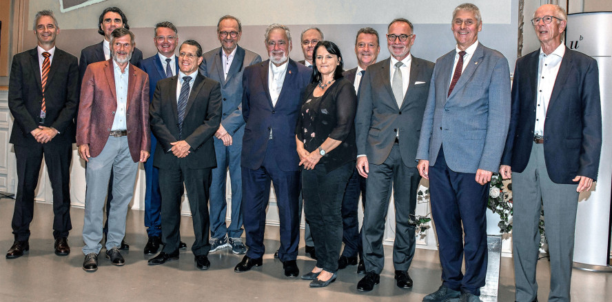 100. Gründungsgeburtstag der Zahnmedizinische Kliniken Bern