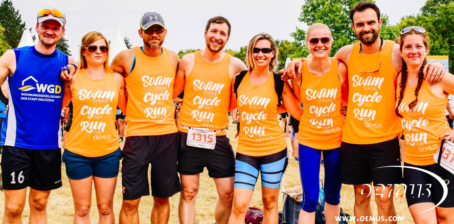 Hier schwitzt auch der Chef mit: OEMUSianer starten beim Triathlon