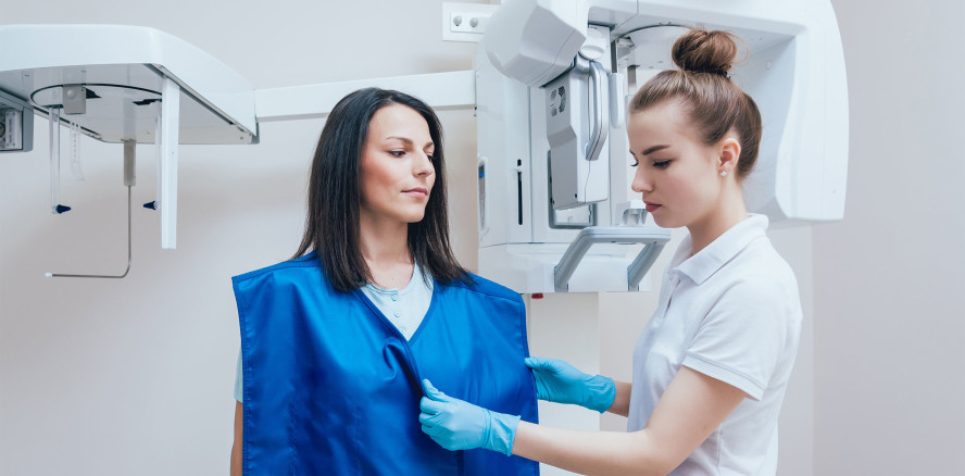 Aktualisierte Strahlenschutz­praktiken in der Zahnmedizin