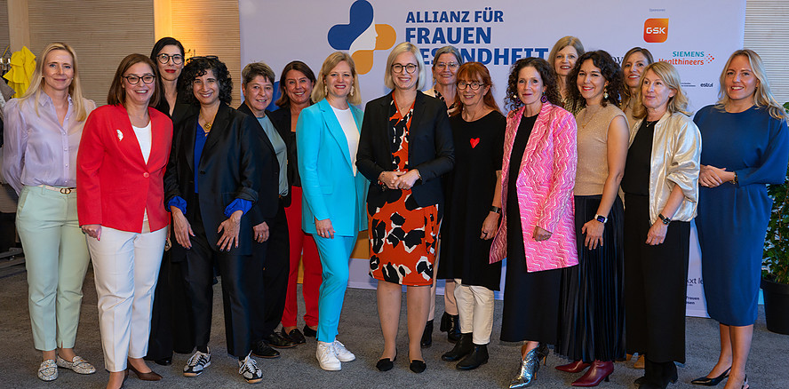 Allianz für Frauengesundheit gegründet: Bis Herbst 2027 soll nationale Strategie stehen