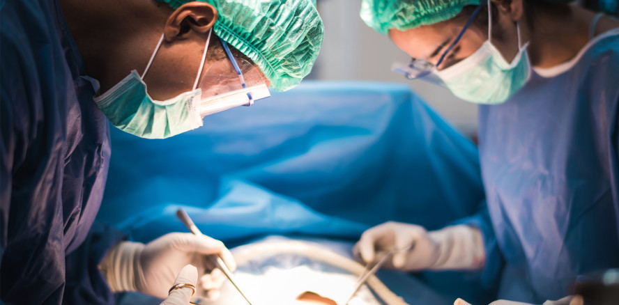 Ameloblastom: Chirurgen entfernen Riesentumor