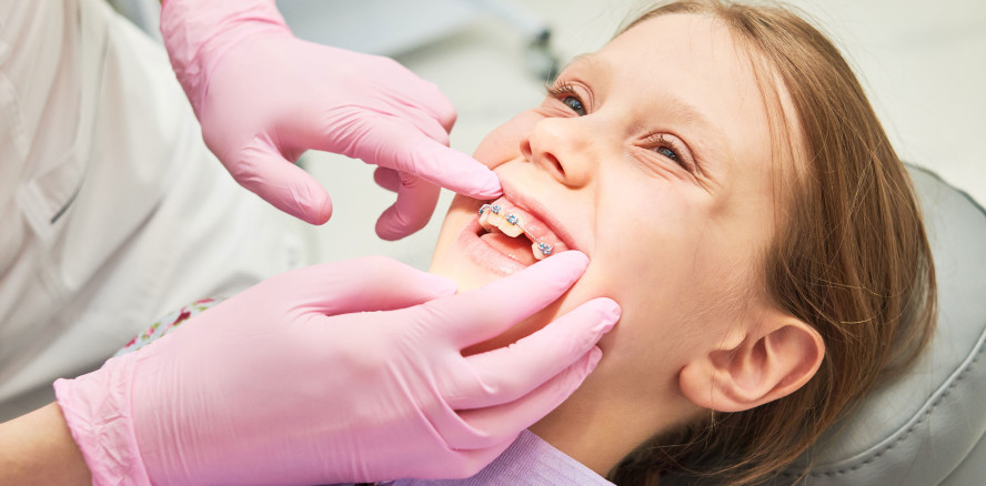 Anteil von Jugendlichen mit einer Zahnspange steigt