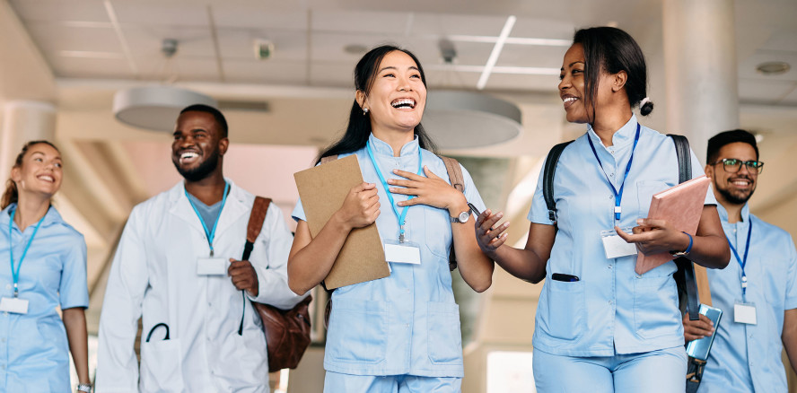 Ausländische Fachkräfte: Zahl von anerkannten Abschlüssen gestiegen