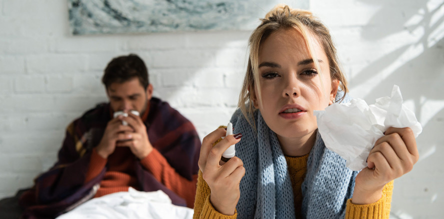 Krank zur Arbeit ist riskant und verursacht Kosten