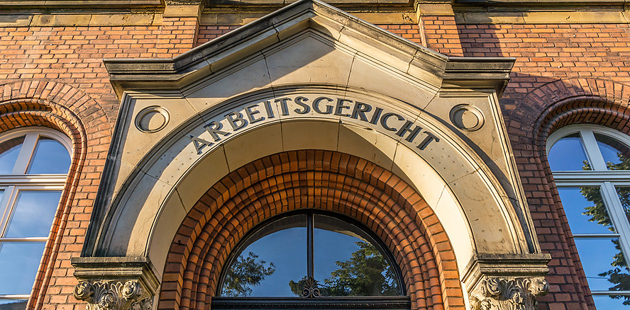 Zahnärzte-Versorgungswerk: Kündigung von Managerin unwirksam