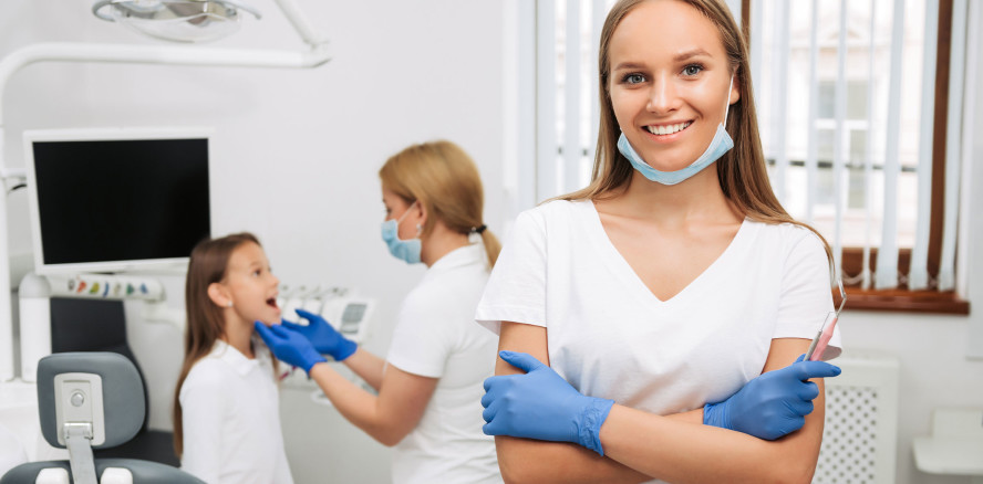 Neue Aus- und Weiterbildung zur Prophylaxeassistenz