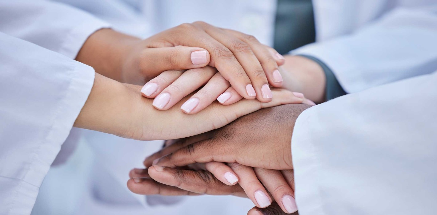 Zahnbekenntnisse: Aus linker Hand wird Assistenz