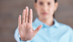Gewalt und Belästigung im Job wird Riegel vorgeschoben