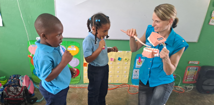 Die Zahnfee kehrt zurück – Bella Risa mit neuen Einsätzen in der Dominikanischen Republik