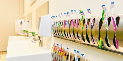 Mehr Chancengleichheit bei Prävention: Zähneputzen in Berliner Kitas verbindlich