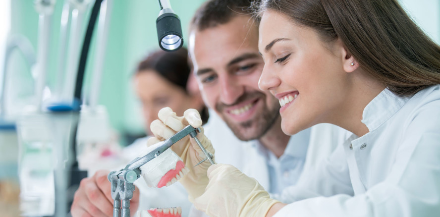 Studie: Berufsansichten des zahnärztlichen Nachwuchses 