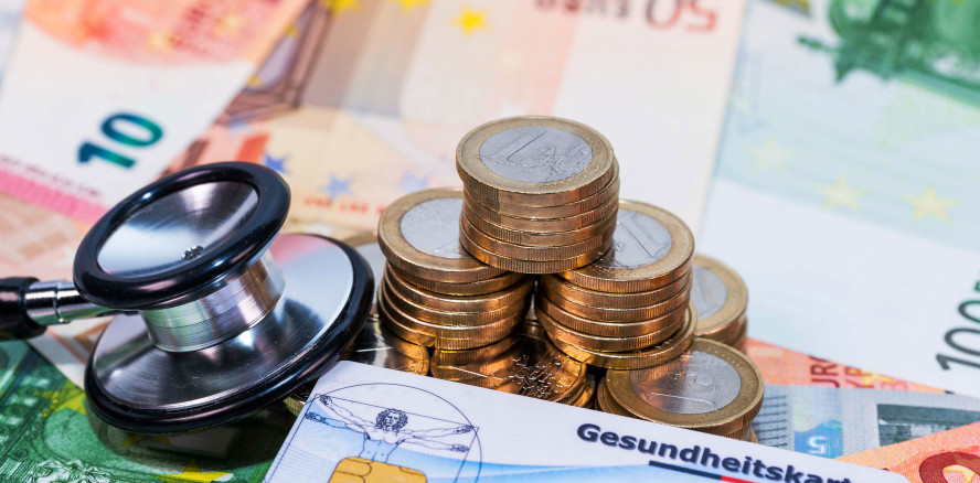Debatte über Kassenbeiträge: Mehr Zuzahlung und Arztgebühr?