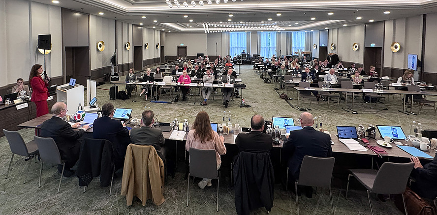 Prävention, Bürokratie, Fachzahnarztvorbehalt: Zentrale Themen bei hessischen Zahnärzten