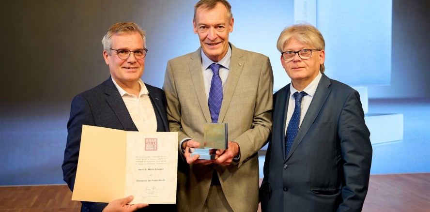 Der Ehrenpreis des VFB geht an Dr. Martin Schubert