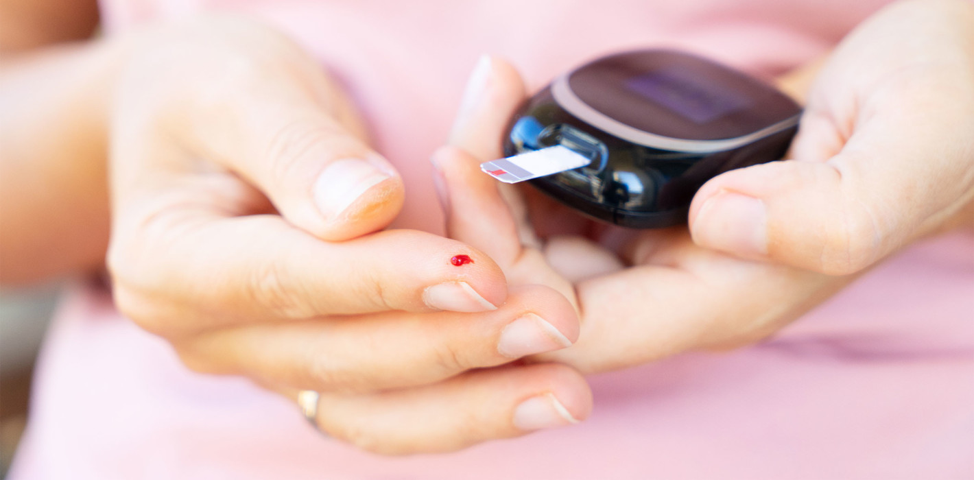 Diabetes und Zahnmedizin: Wann Insulin oder orale Antidiabetika auch für die Zahngesundheit entscheidend sind