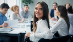 Nach längerer Auszeit: So gelingt der Wiedereinstieg im Job