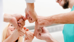 Zahntechnik plus: Fachkräftemangel und Personalmanagement