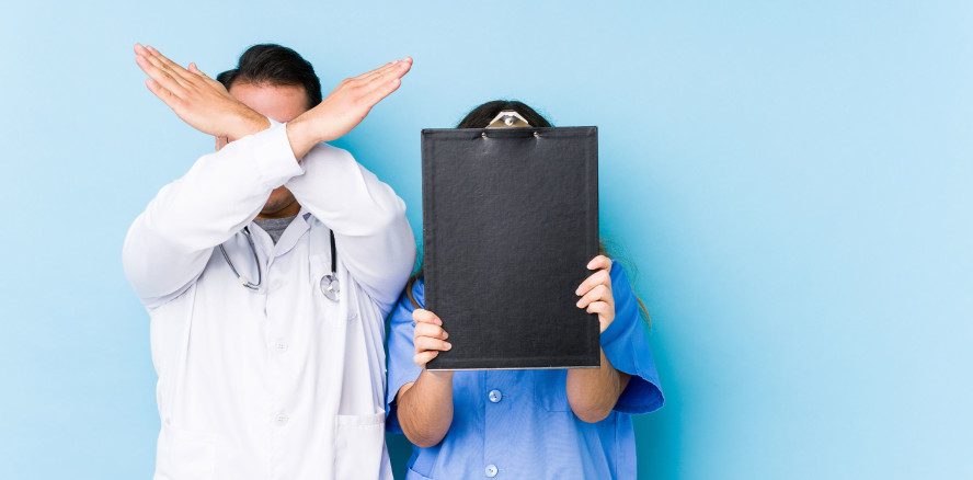 Gewalt am Arbeitsplatz: Ärzteschaft und medizinisches Personal in Gefahr