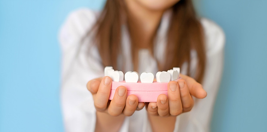 Gum Heatlh Day: Mehr Bewusstsein für Zahnfleischgesundheit schaffen