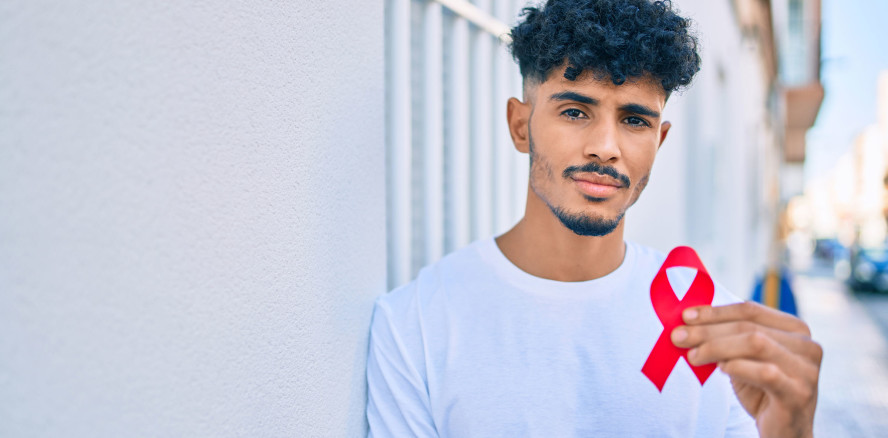 VGH Hessen: HI-Virus Infizierter im Zahnmedizinstudium