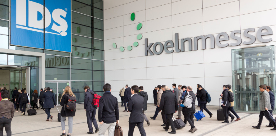 IDS stärkt Serviceleistungen weiter: Kostenfrei im Nahverkehr