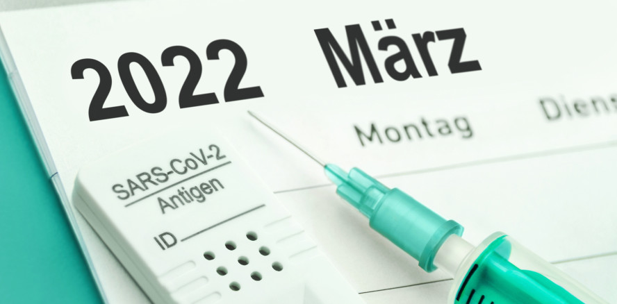 Ungeimpften Beschäftigten in Praxen droht Kündigung