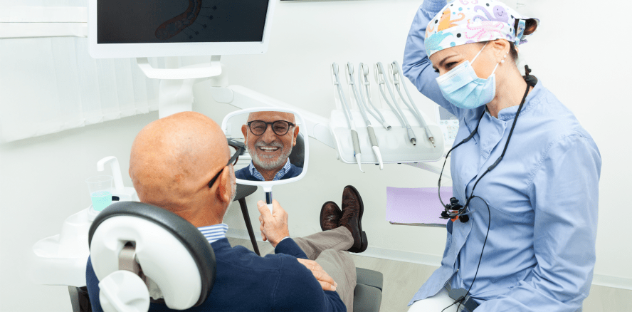 Neues Implantat fühlt sich wie ein echter Zahn an