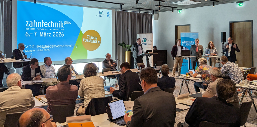 Zahntechnik plus: Ausblick auf den Branchentreff und VDZI-Jubiläum