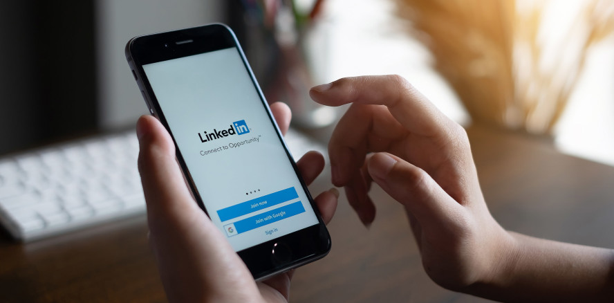 Viel mehr Stellenanzeigen im Gesundheits- und Sozialbereich