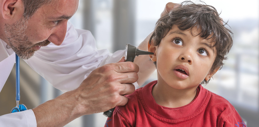 Übeltäter Milchzahn: Junge lebt mit Zahn im Trommelfell