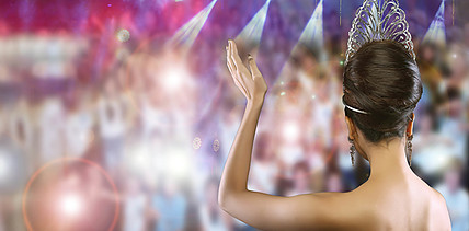 Zahn-Panne auf der Bühne: Miss-Kandidatin verliert ihre Fake-Veneers