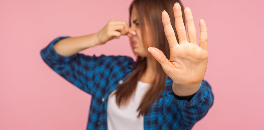 Tag des Kusses: Ist Mundgeruch nur schlechter Atem oder krankhaft?