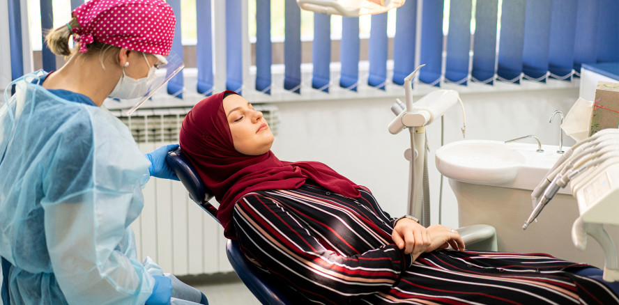 Neustart für die Mutter-Kind-Zahnklinik im afghanischen Herat