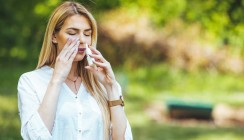 Nasenspray fängt Viren ein und tötet sie ab