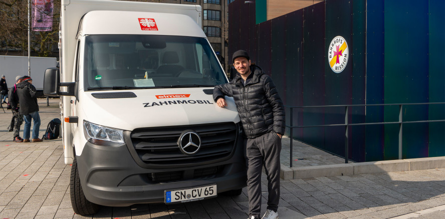 Prävention in sozialen Brennpunkten: Neues Zahnmobil für Hamburg