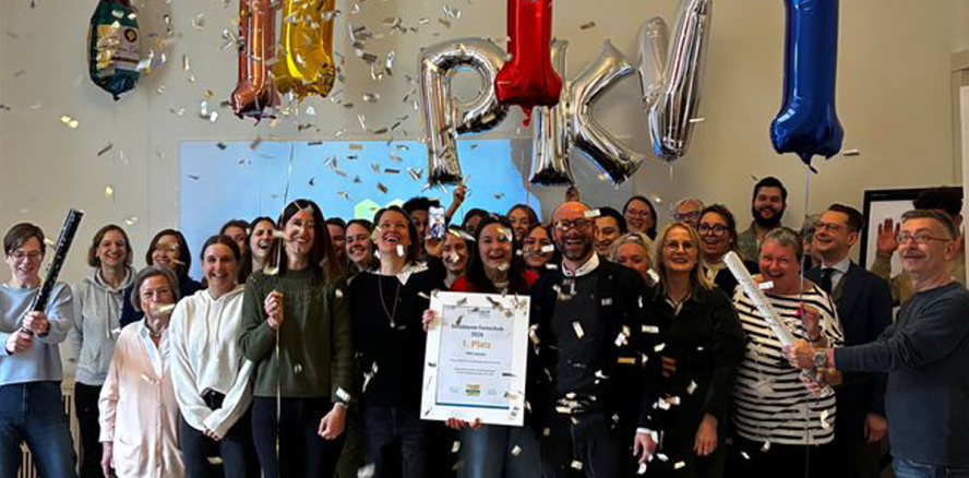 Titelverteidigung bei FernstudiumCheck: PKV Institut bleibt „Beliebteste Fernschule“