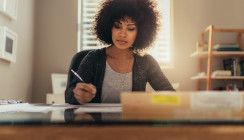 Homeoffice vs. Präsenzpflicht: Flexible Arbeitsmodelle im Trend