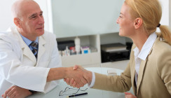 Rechtswidrige kostenlose „Implantat-Sprechstunde“