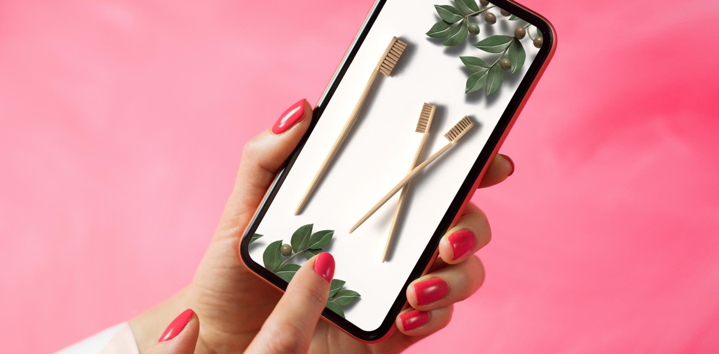 Pfui, Keime! Zahnbürsten-Reinigungs-Hack auf TikTok