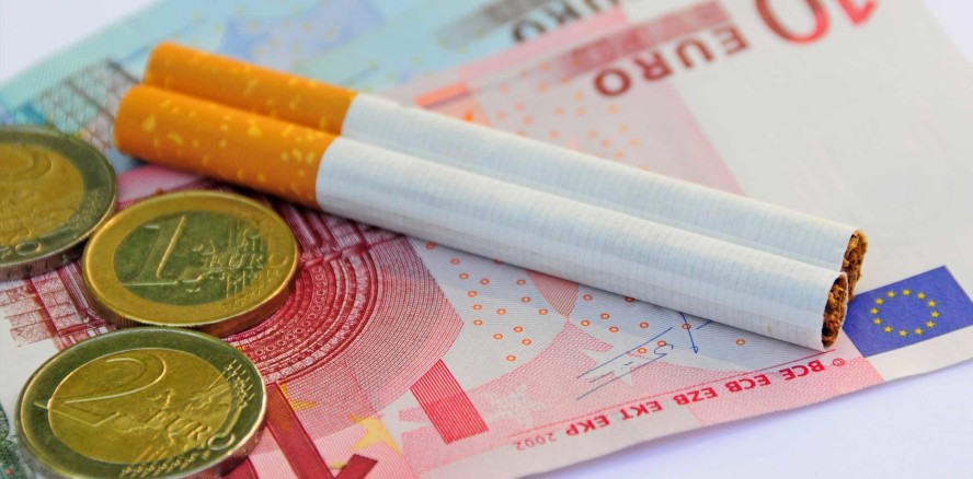 Risikolebensversicherung: Rauchen verdreifacht den Beitrag