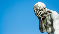 Scham nach dem Oversharing: Woher sie kommt und was hilft
