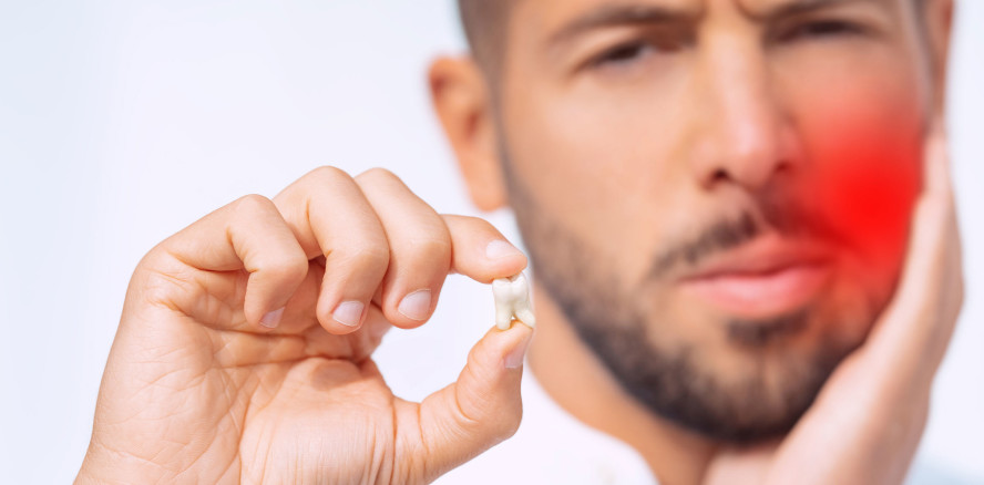 Rezeptfreie Schmerzmittel wie Ibuprofen & Paracetamol lindern Schmerzen nach Weisheitszahnentfernung