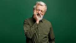 Kein Zahnarzttermin in Sicht: Schotte zieht sich selbst den Zahn