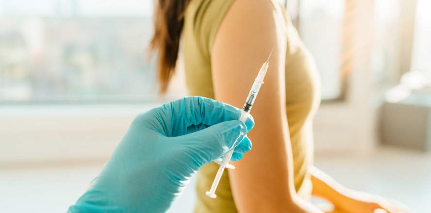 Erste praktische Schulung zum Impfen durch Zahnärzte