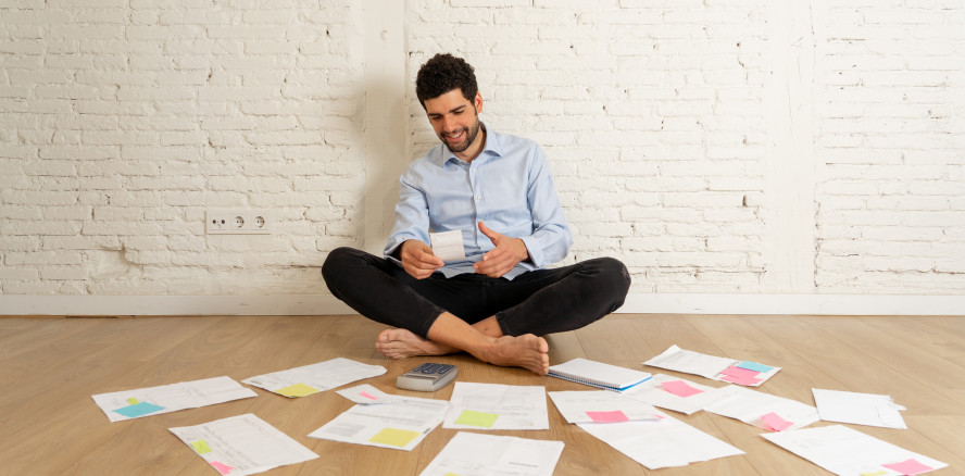 Selbstständig und angestellt: Viele verbinden beides